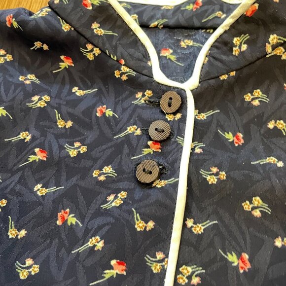 Vintage Floral Chinese Style Blouse Navy – S - Picture 6 of 9